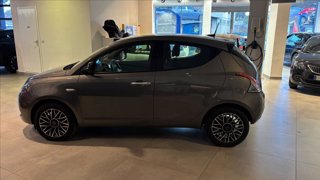 LANCIA Ypsilon 1.0 firefly hybrid Platino s&s 70cv - NEOPATENTATI
