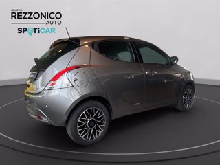 LANCIA Ypsilon 1.0 firefly hybrid Platino s&s 70cv - NEOPATENTATI