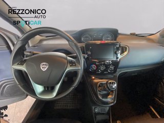 LANCIA Ypsilon 1.0 firefly hybrid Platino s&s 70cv - NEOPATENTATI