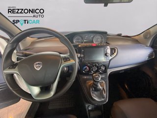 LANCIA Ypsilon 1.0 firefly hybrid Platino s&s 70cv - NEOPATENTATI
