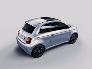 FIAT 500 Hybrid Berlina La Prima 1.