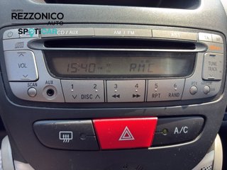 PEUGEOT 107 5p 1.0 12v Active 2tronic - Automatica