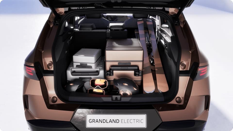 OPEL Grandland EDITION Trunk (1)