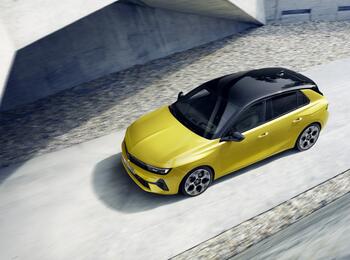 Editorial Banner Roof Min